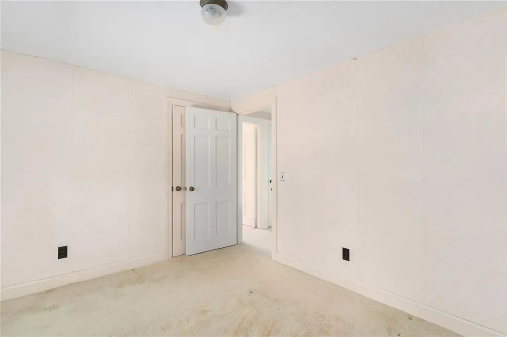 865 Main Avenue Warwick RI 02886