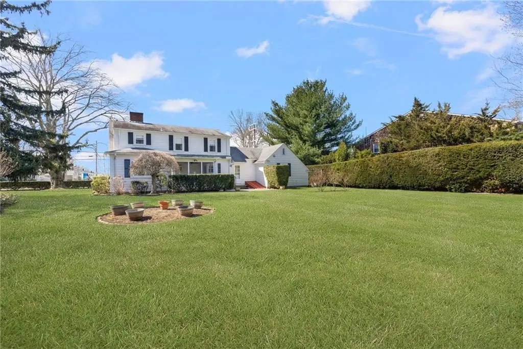 865 Main Avenue Warwick RI 02886