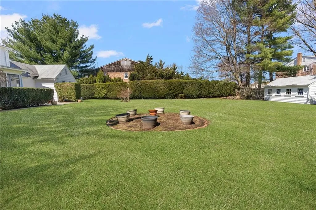 865 Main Avenue Warwick RI 02886