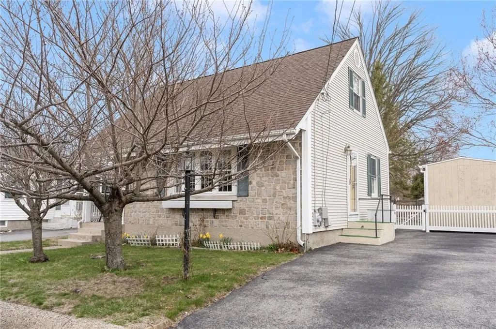 1975 Mineral Spring Avenue North Providence RI 02904