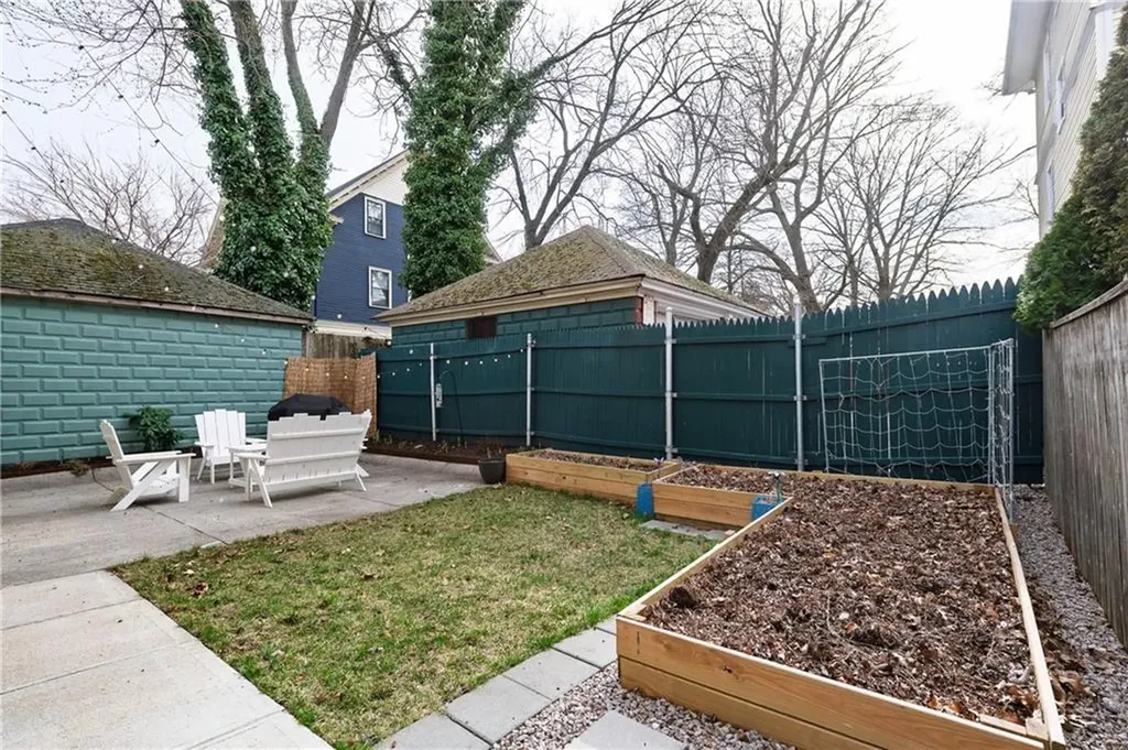 177 Hamilton Street Providence RI 02907