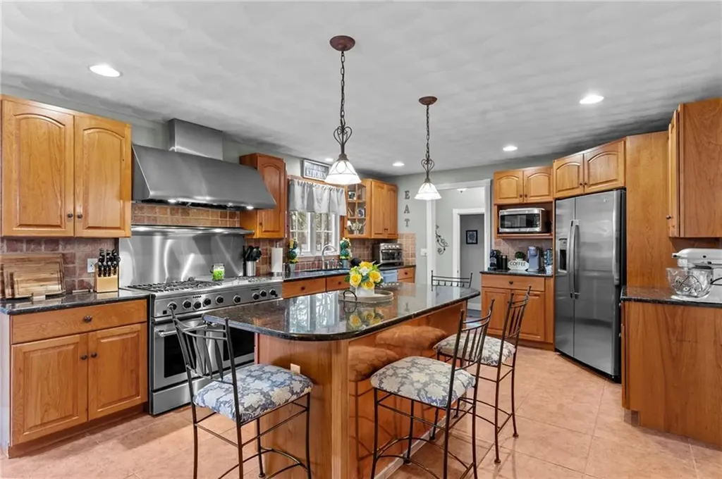 12 Kiley Way Coventry RI 02816