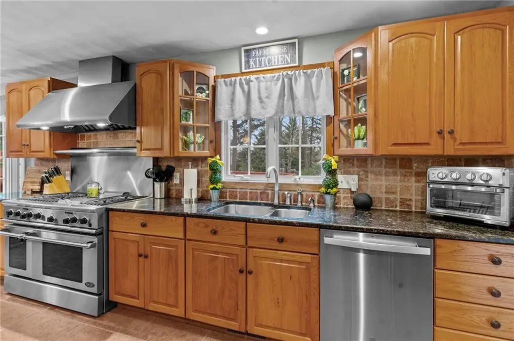 12 Kiley Way Coventry RI 02816