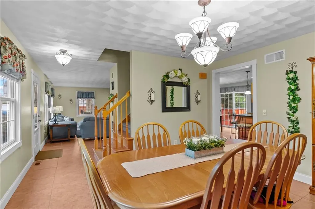 12 Kiley Way Coventry RI 02816