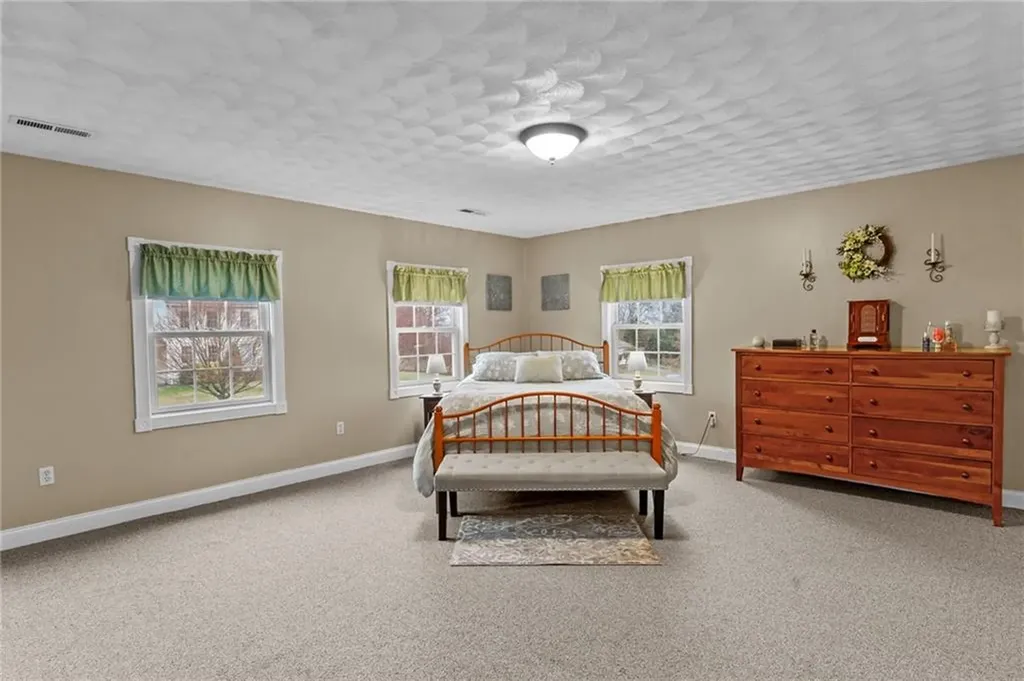 12 Kiley Way Coventry RI 02816