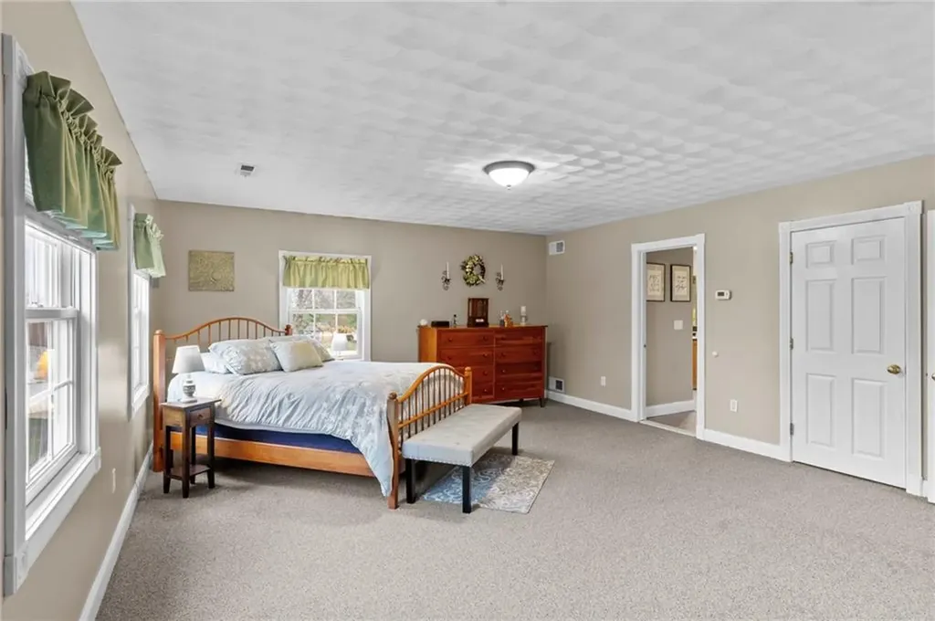 12 Kiley Way Coventry RI 02816