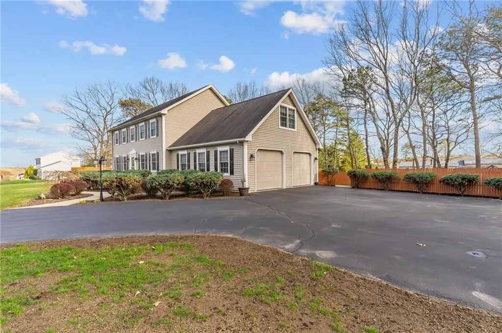 12 Kiley Way Coventry RI 02816