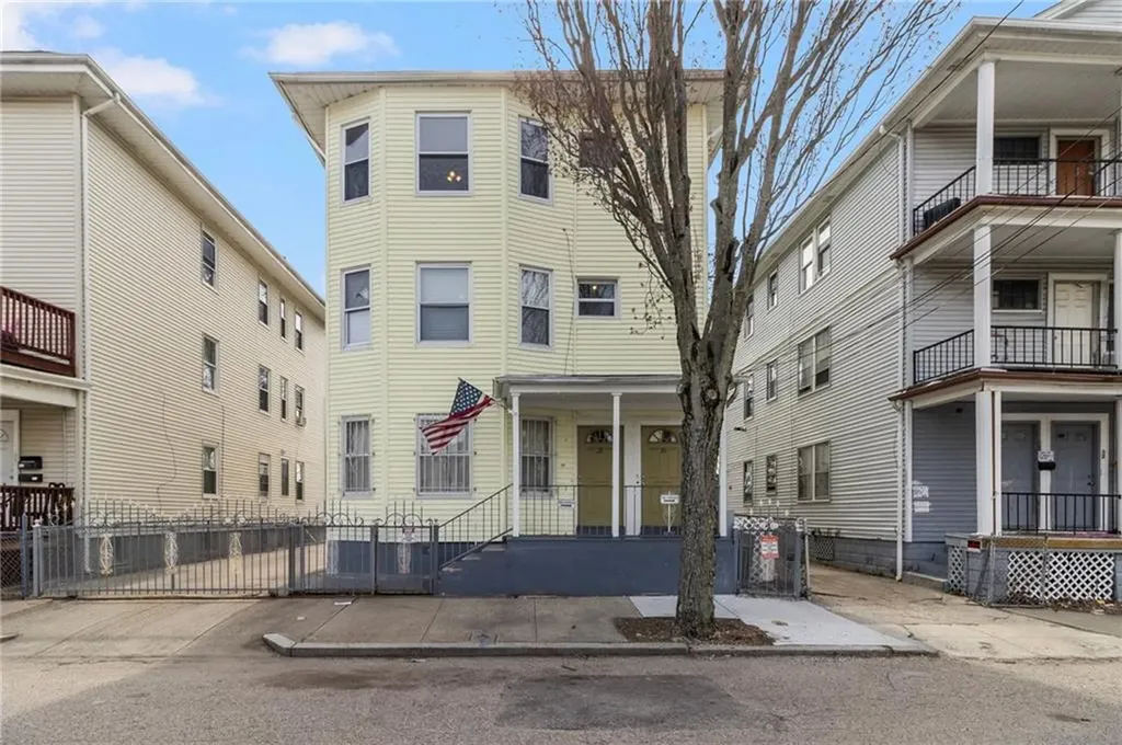 28 Osborn Street Providence RI 02908