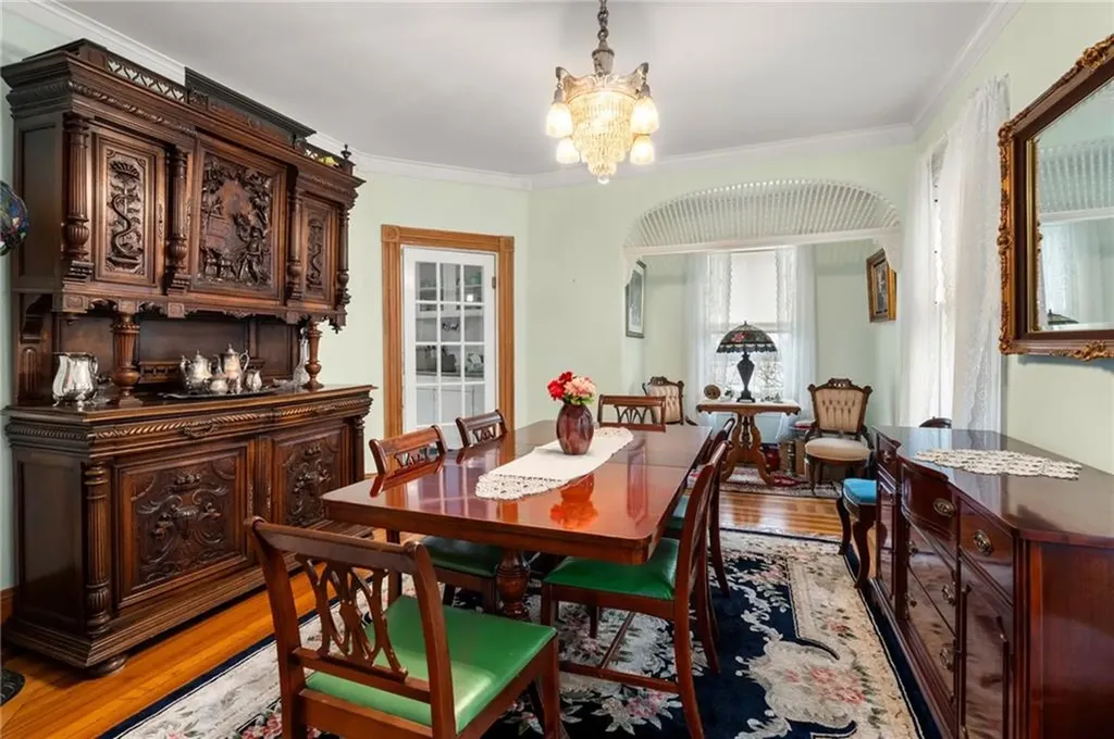 11 Hope Street Newport RI 02840