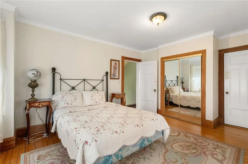 11 Hope Street Newport RI 02840