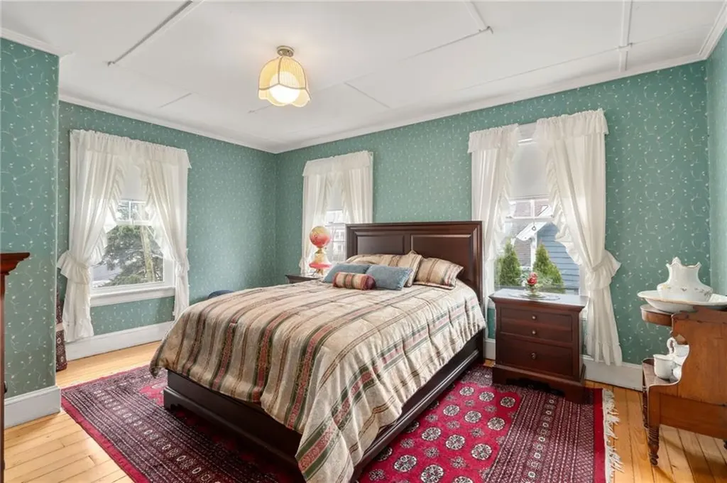 11 Hope Street Newport RI 02840