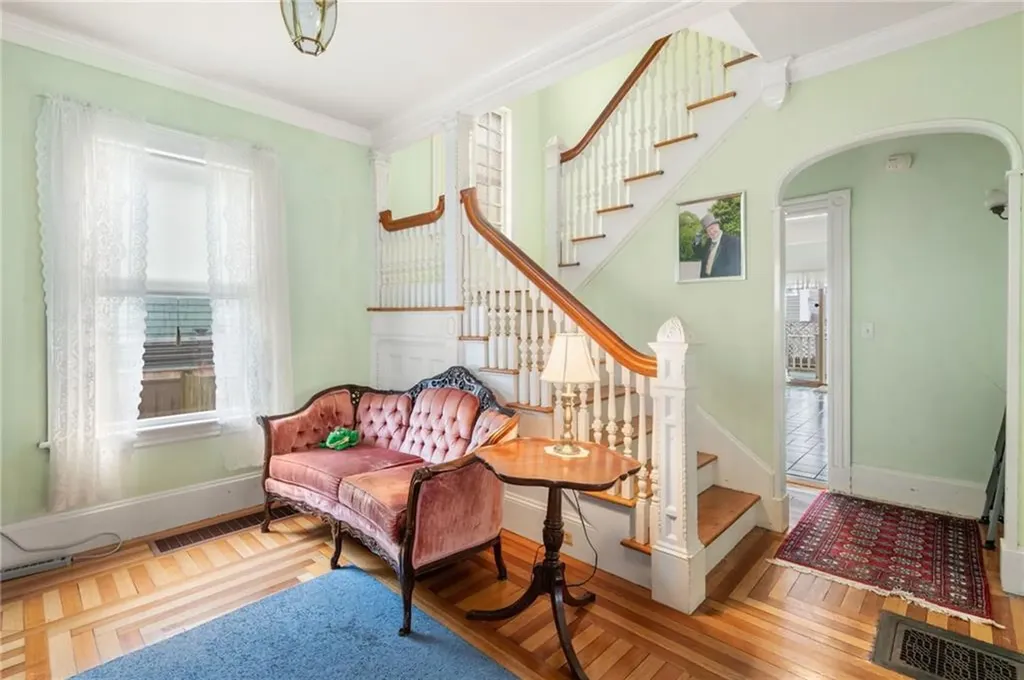 11 Hope Street Newport RI 02840