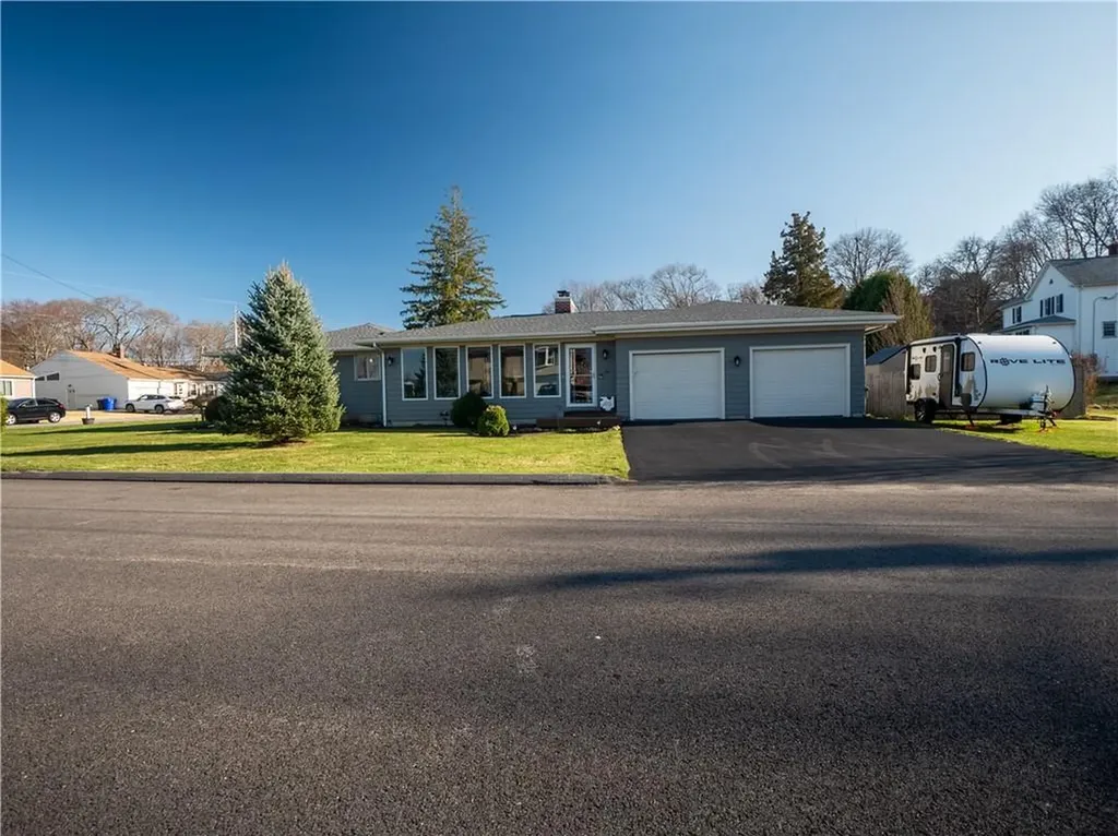 55 Narragansett Avenue West Warwick RI 02893