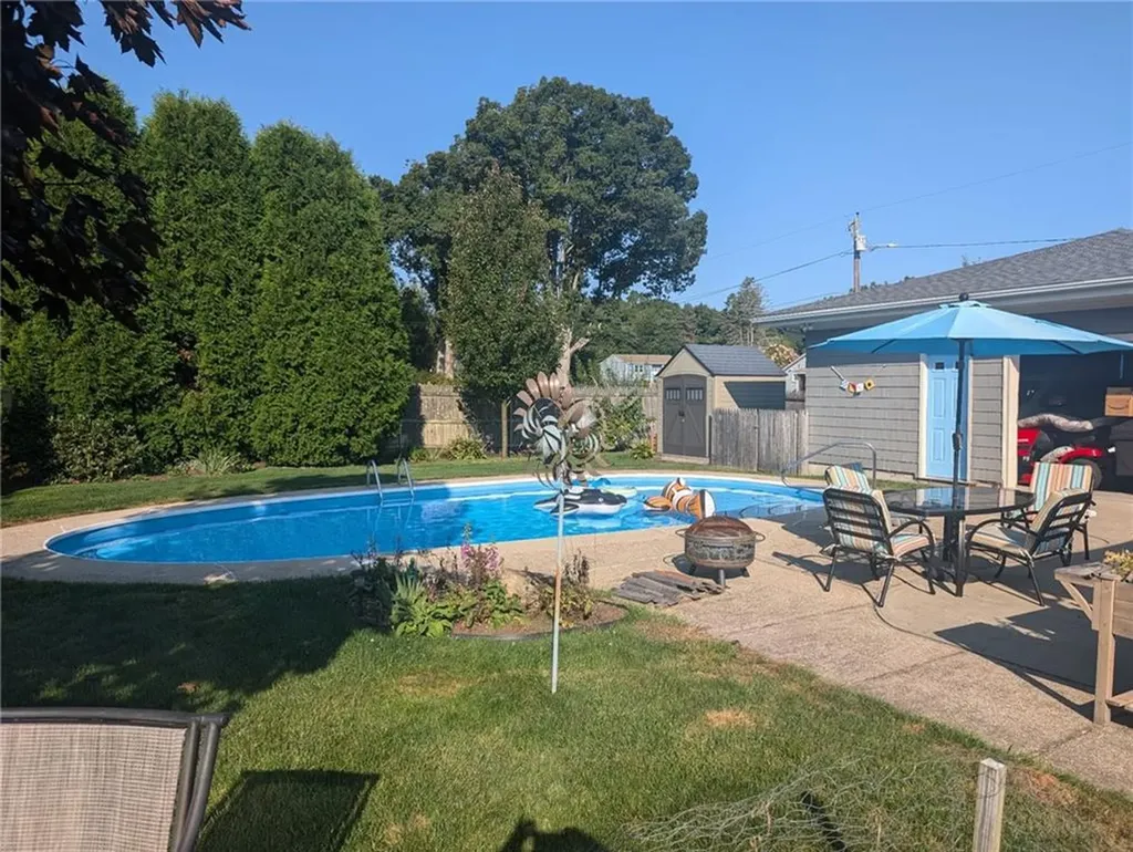 55 Narragansett Avenue West Warwick RI 02893