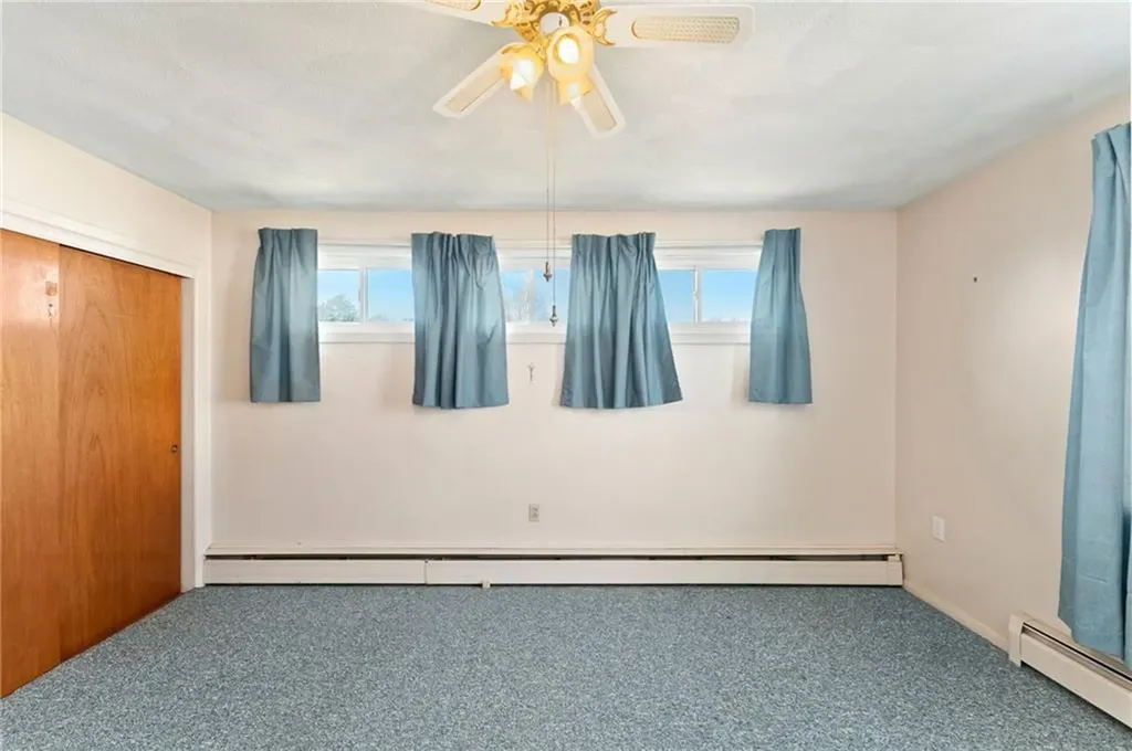 33 Hilltop Avenue West Warwick RI 02893