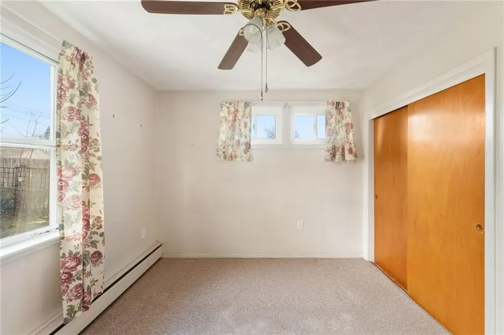 33 Hilltop Avenue West Warwick RI 02893