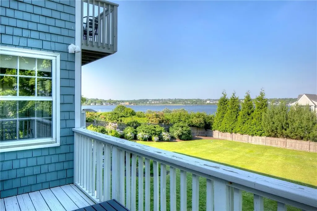 236 Eustis Avenue Newport RI 02840