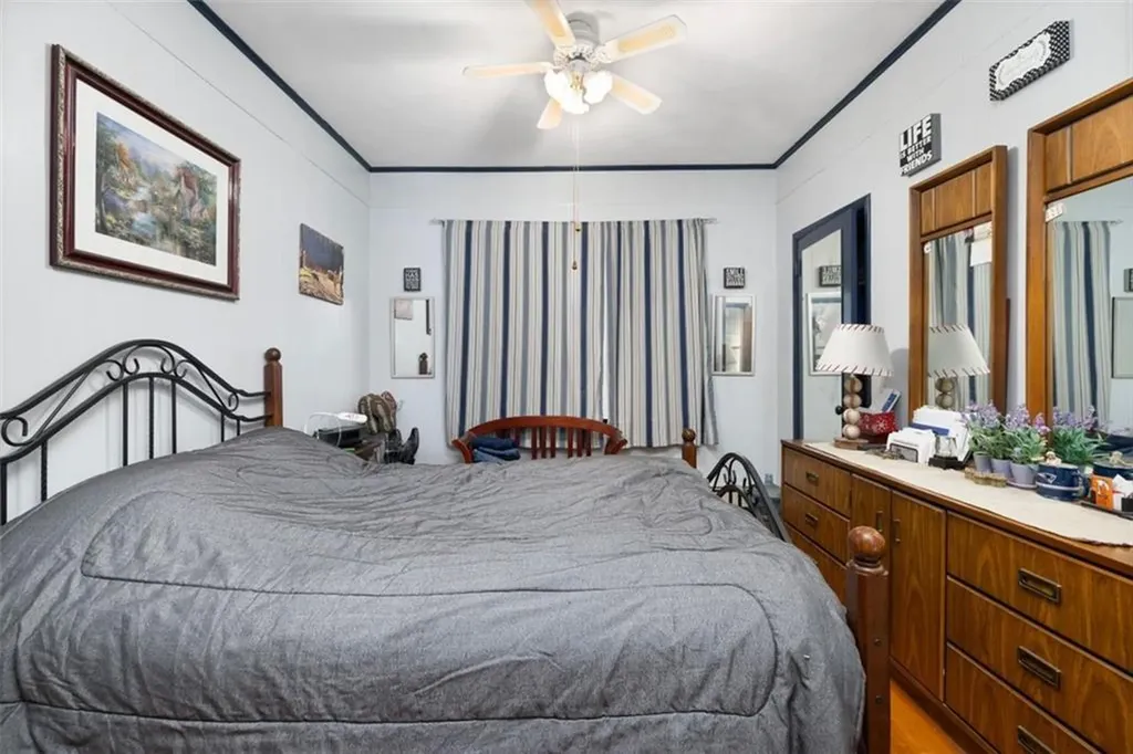 1560 Cranston Street Cranston RI 02920