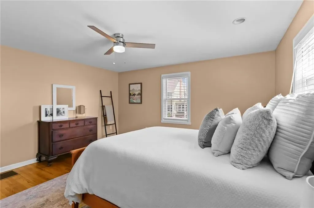 85 Raleigh Avenue Pawtucket RI 02860