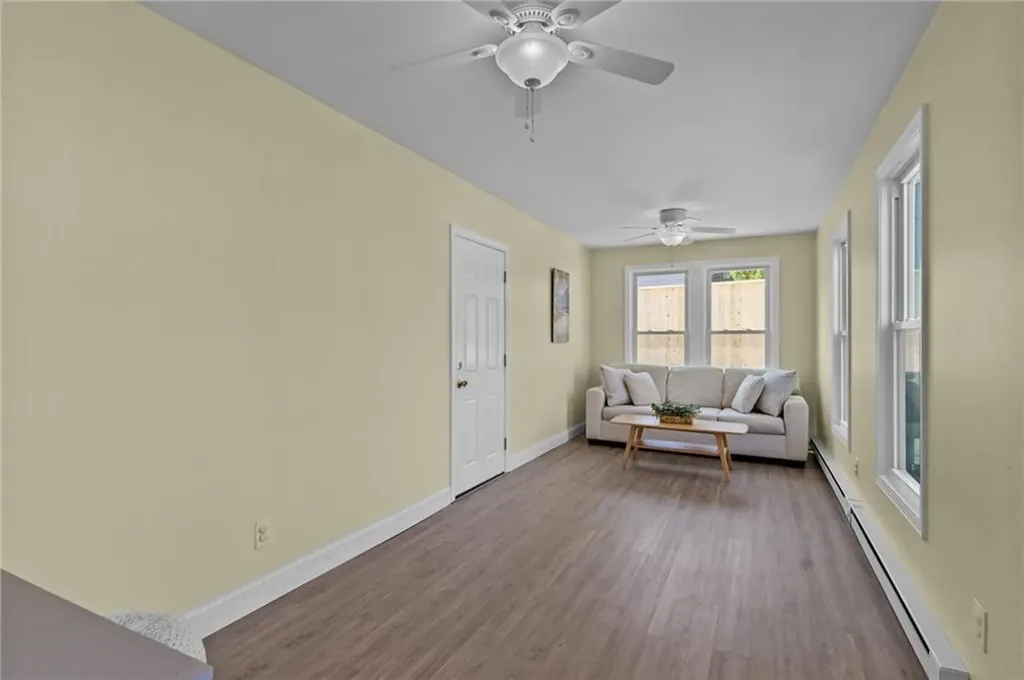85 Raleigh Avenue Pawtucket RI 02860