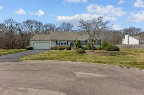 47 Blossom Court South Kingstown RI 02879