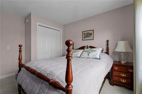 47 Blossom Court South Kingstown RI 02879