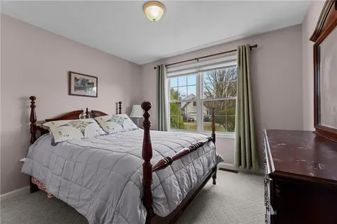 47 Blossom Court South Kingstown RI 02879