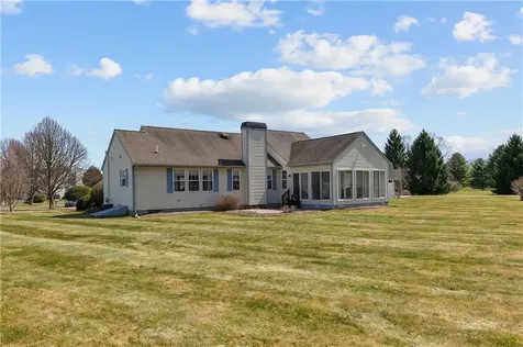 47 Blossom Court South Kingstown RI 02879