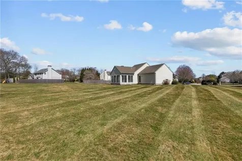 47 Blossom Court South Kingstown RI 02879