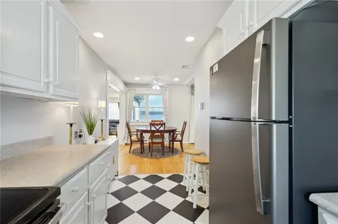 142 Colonel John Gardner Road Narragansett RI 02882