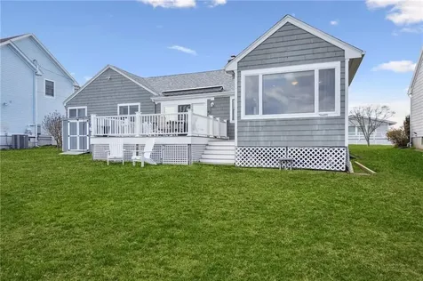 142 Colonel John Gardner Road Narragansett RI 02882