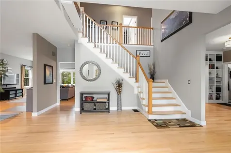 40 Cassandra Lane North Kingstown RI 02852