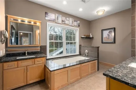 40 Cassandra Lane North Kingstown RI 02852