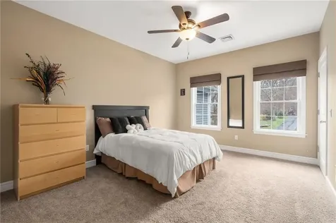 40 Cassandra Lane North Kingstown RI 02852