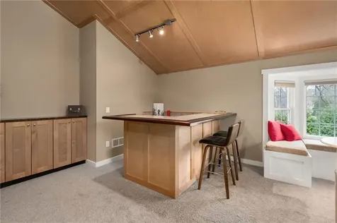 40 Cassandra Lane North Kingstown RI 02852