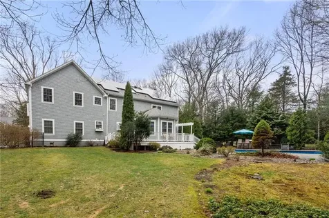 40 Cassandra Lane North Kingstown RI 02852