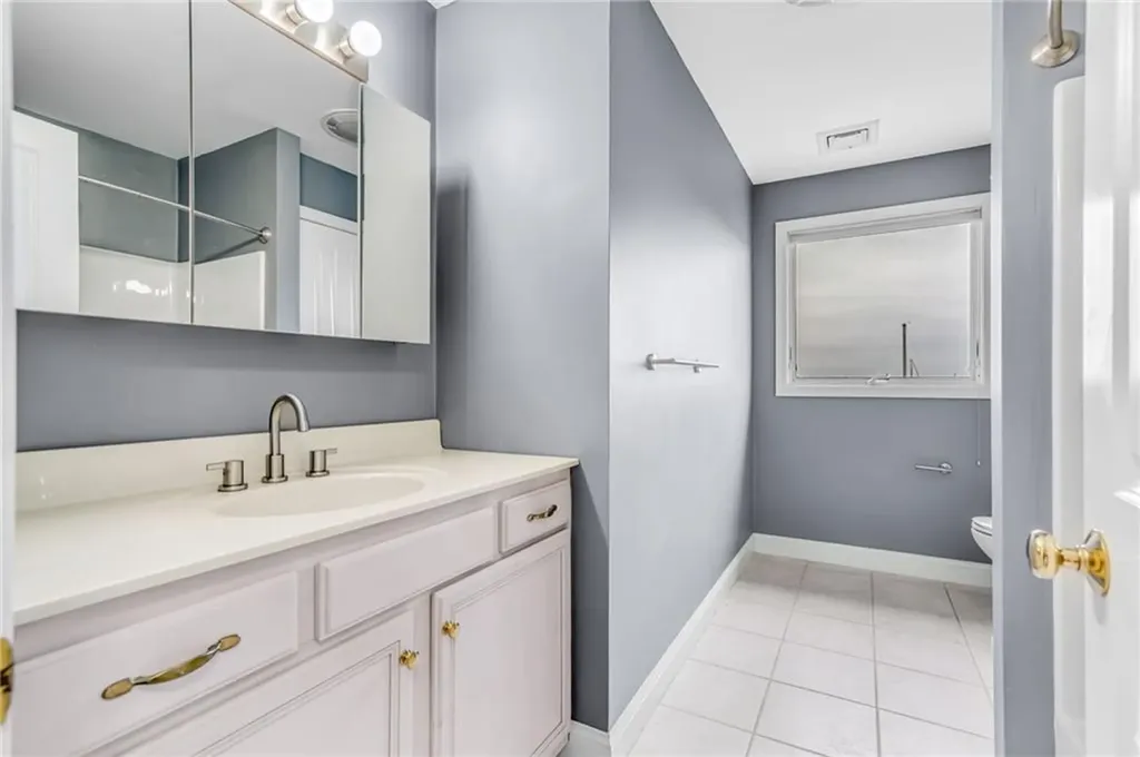 190 Narragansett Parkway Warwick RI 02888