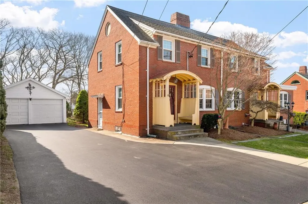 18 Blackstone Street Cumberland RI 02864