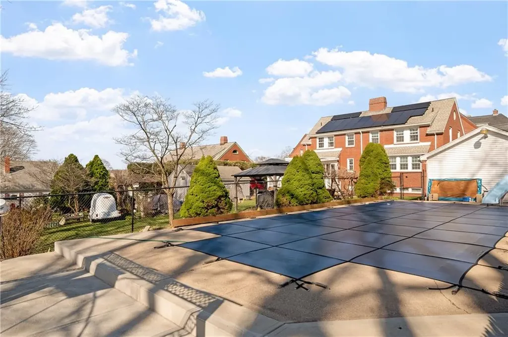 18 Blackstone Street Cumberland RI 02864