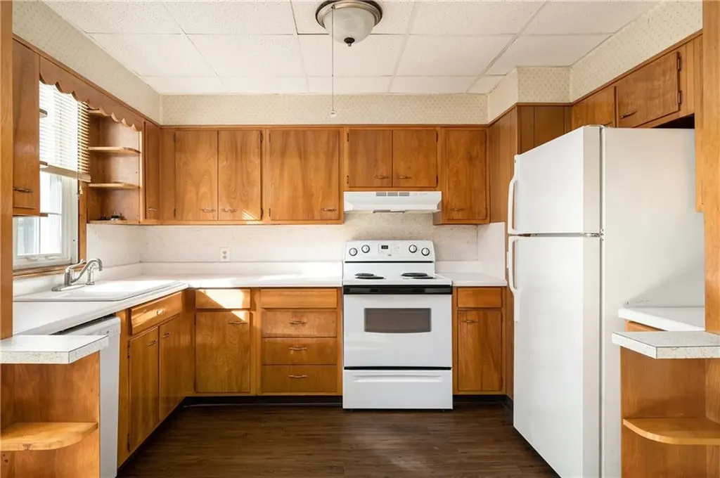 18 Blackstone Street Cumberland RI 02864
