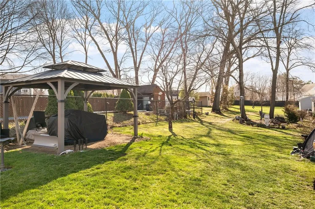18 Blackstone Street Cumberland RI 02864