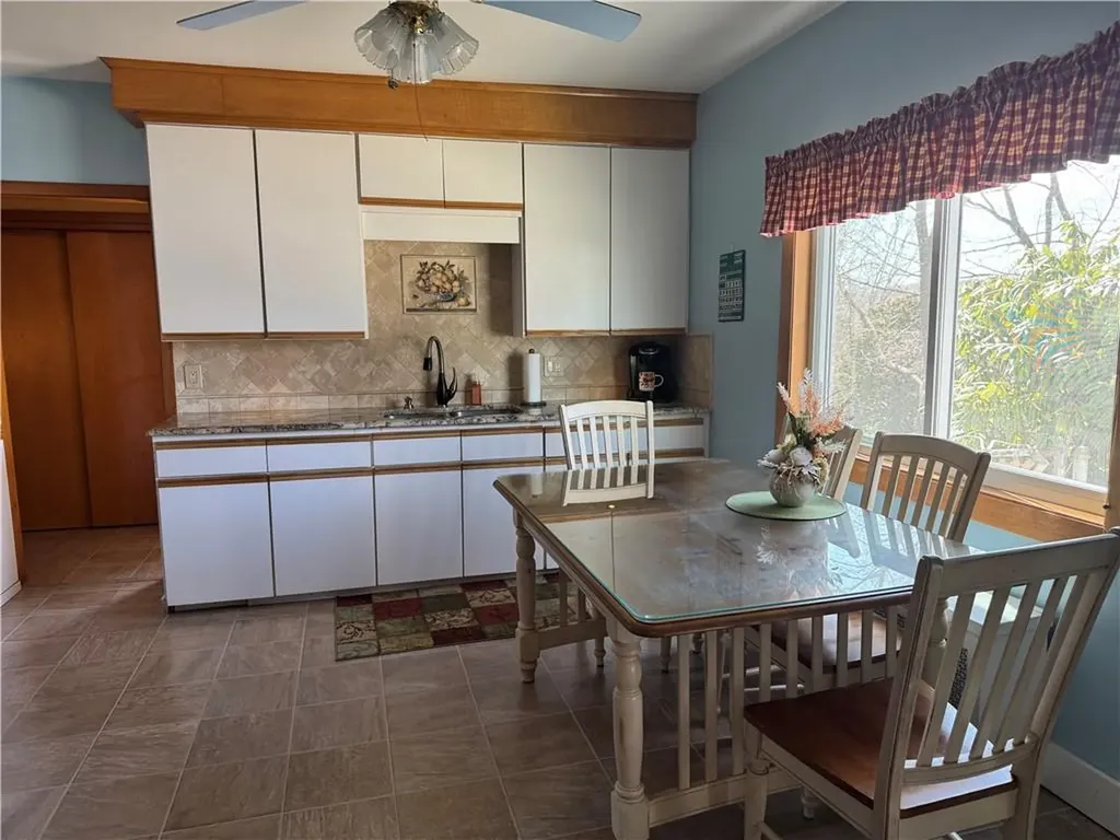 18 South Street Cranston RI 02920