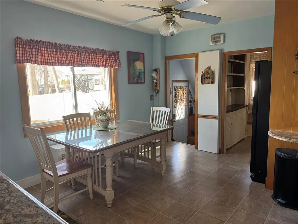18 South Street Cranston RI 02920