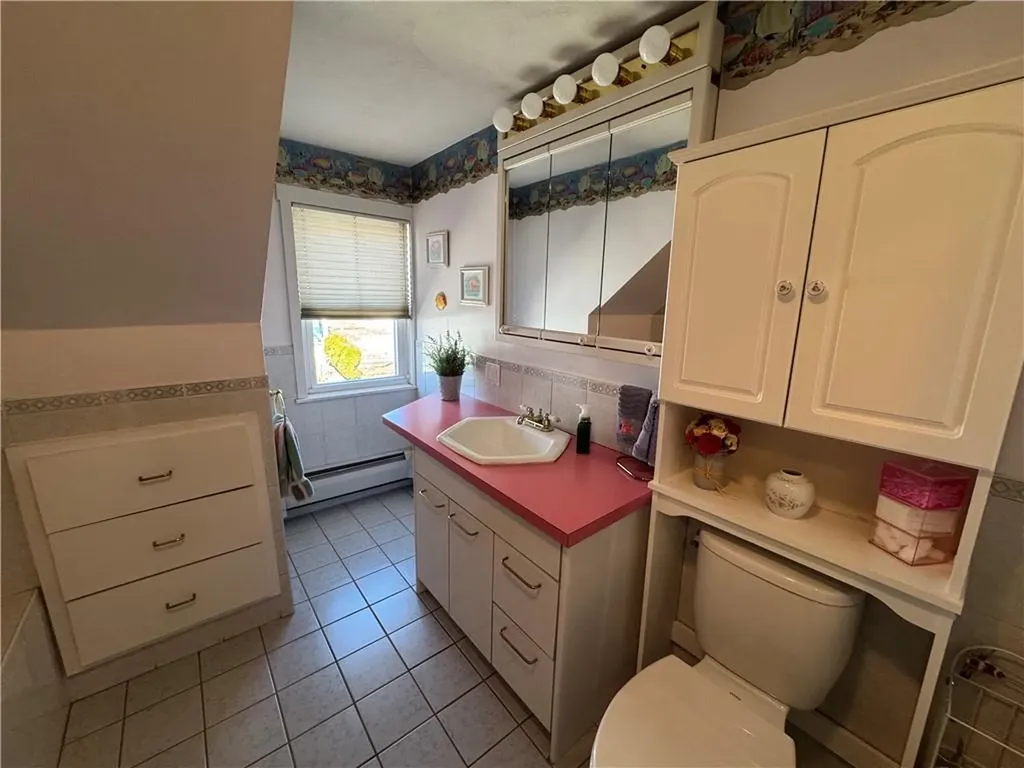 18 South Street Cranston RI 02920