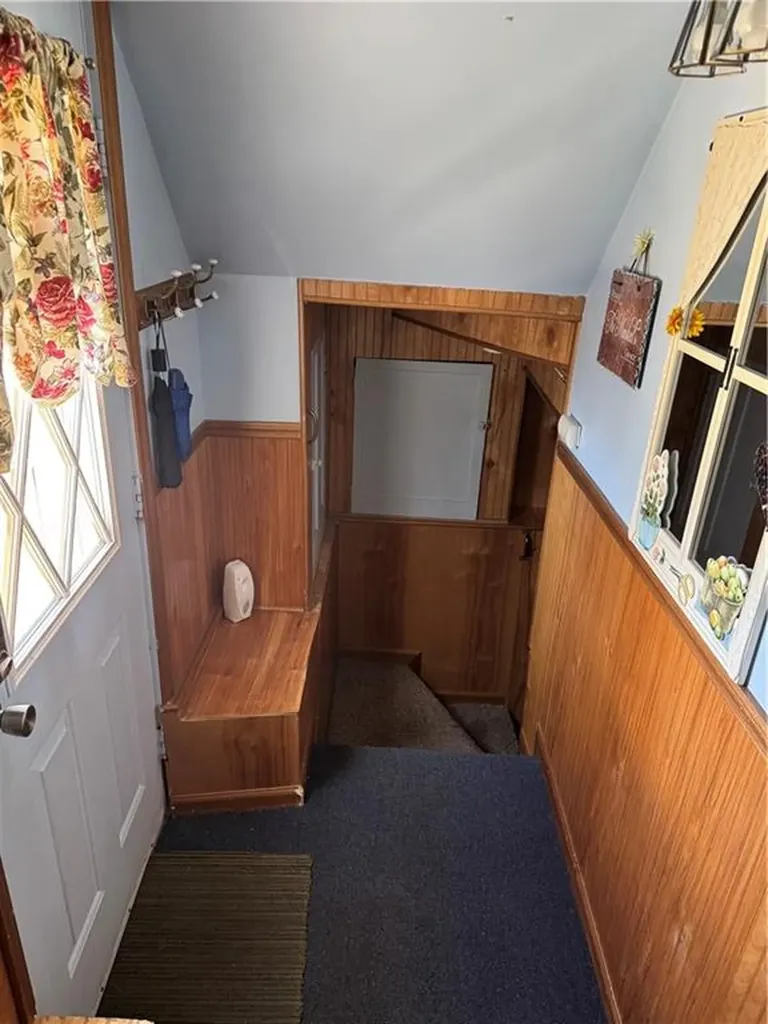 18 South Street Cranston RI 02920