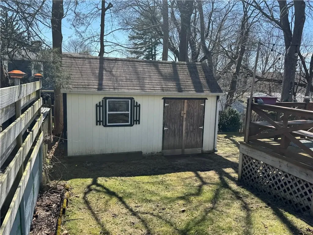 18 South Street Cranston RI 02920