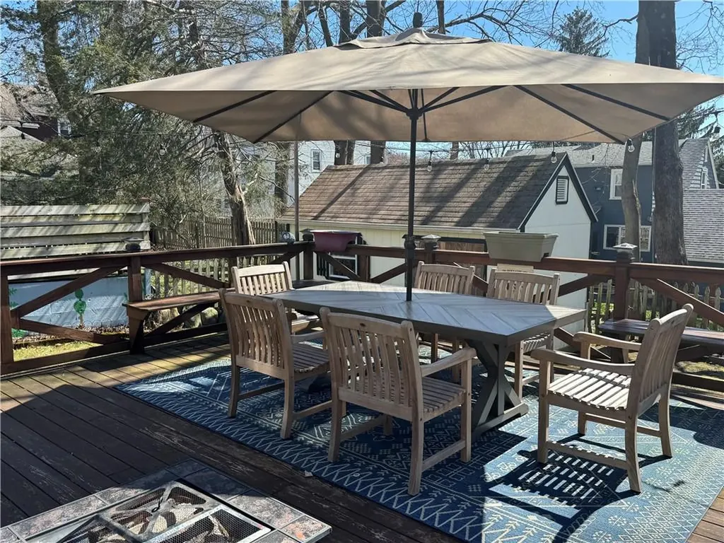 18 South Street Cranston RI 02920