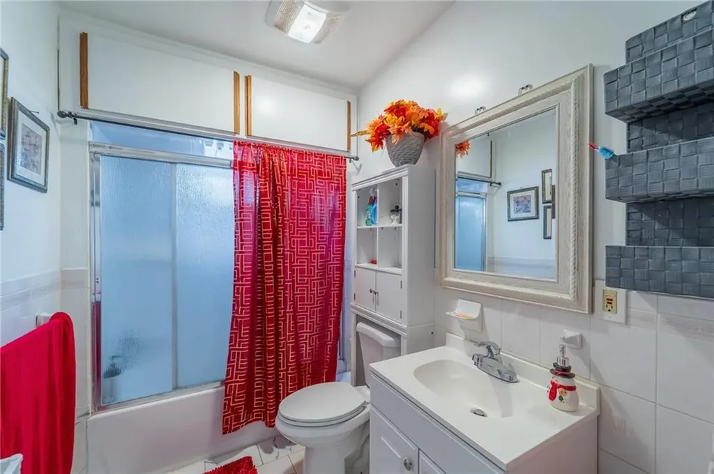 270 Indiana Avenue Providence RI 02905