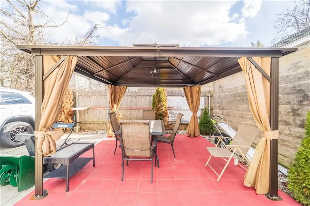 270 Indiana Avenue Providence RI 02905