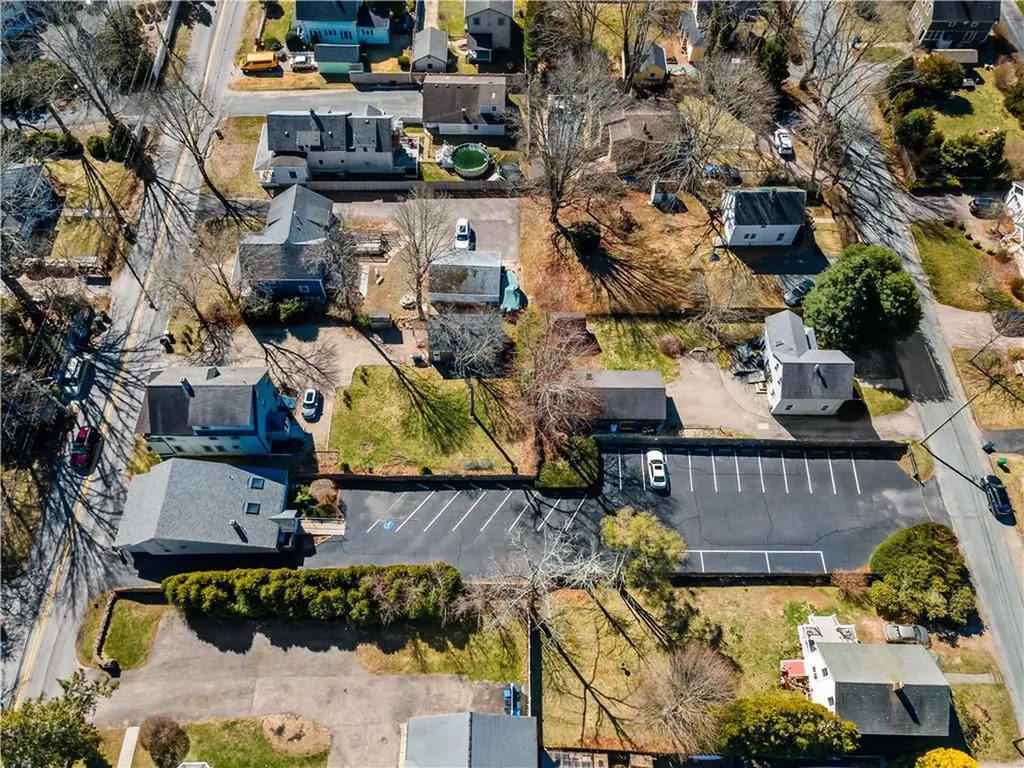 382 Woodruff Avenue South Kingstown RI 02879